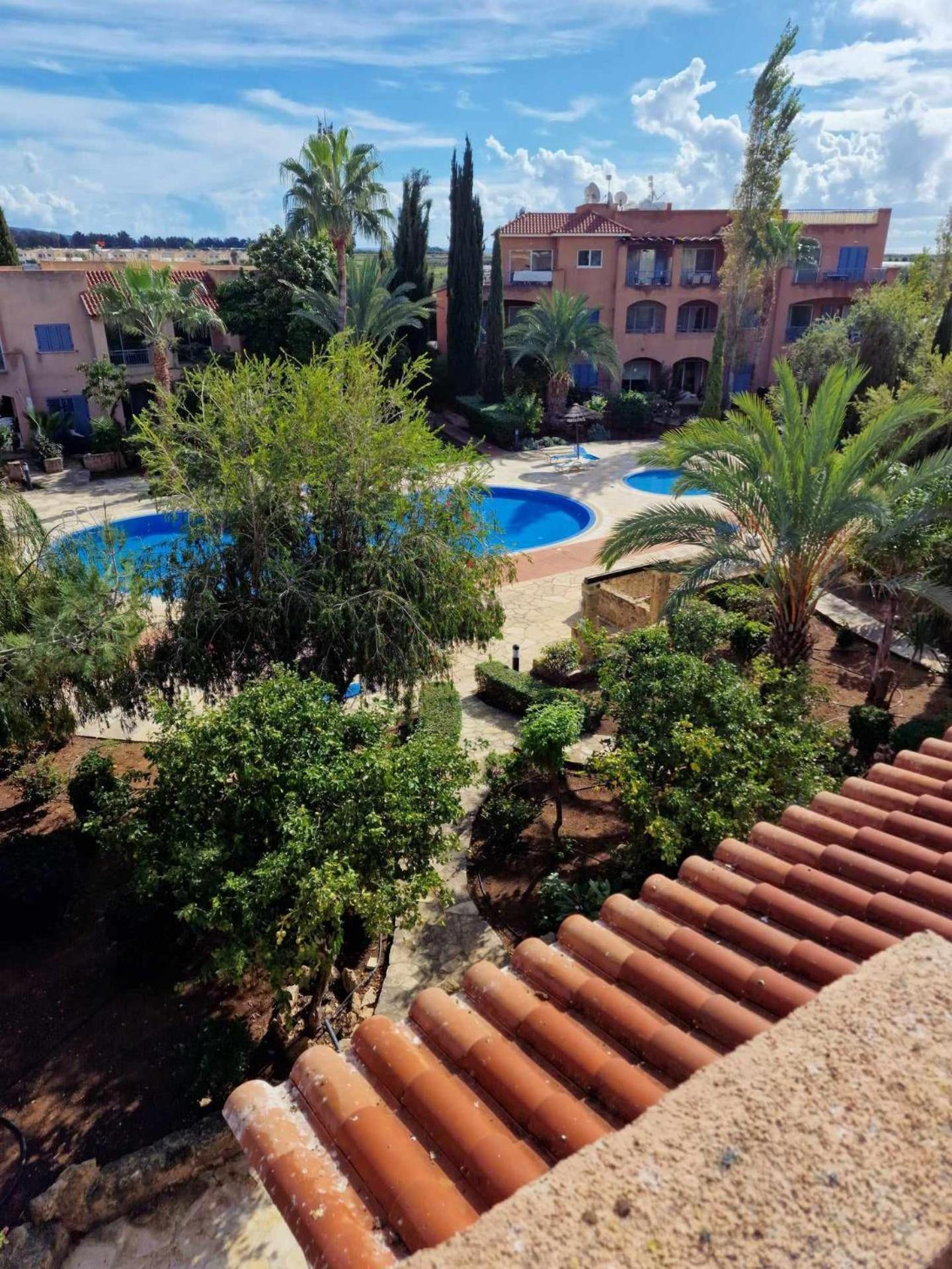 Beautiful Garden Apartment Мадрия Экстерьер фото